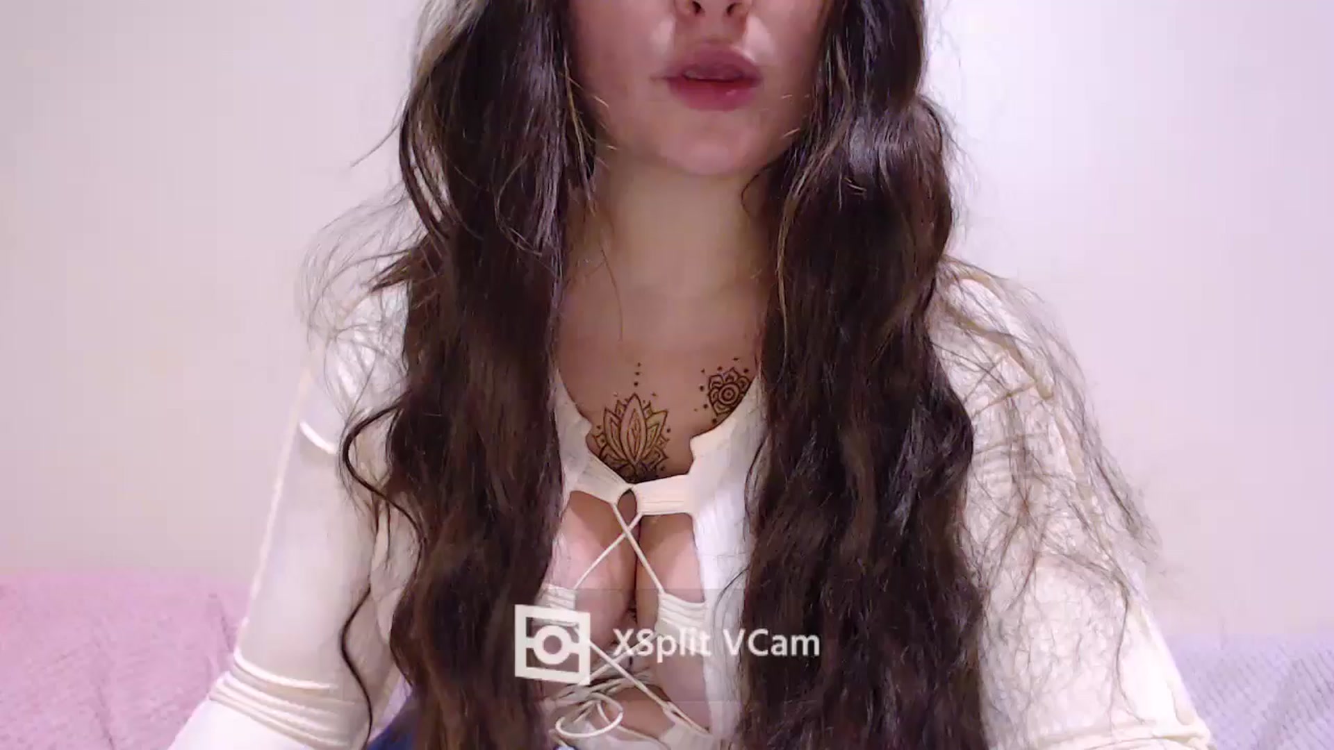 Gallery image thumbnail from Mis_Virginia_'s myfreecams stream on, 11/08/2024, 21:39 image 4 of 20