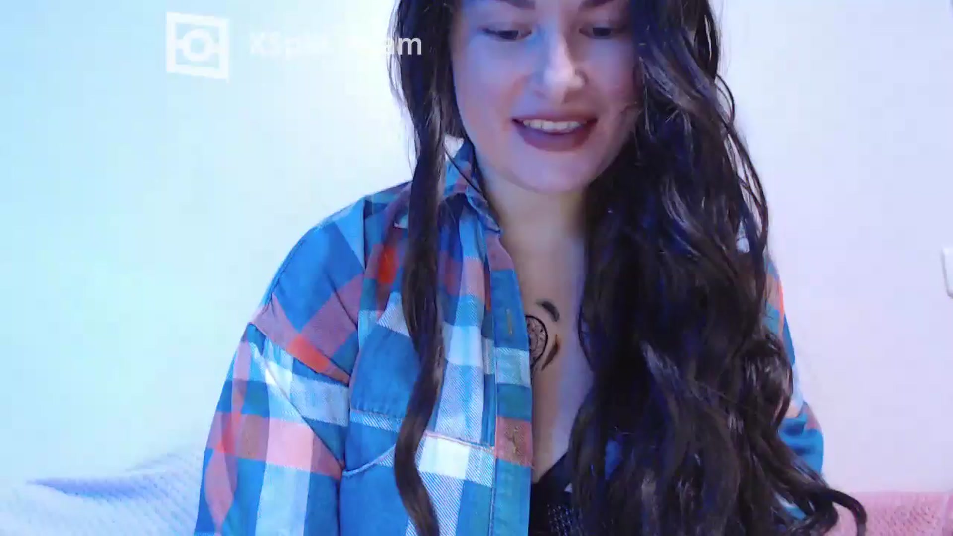 Gallery image thumbnail from Mis_Virginia_'s myfreecams stream on, 12/21/2024, 20:08 image 1 of 20