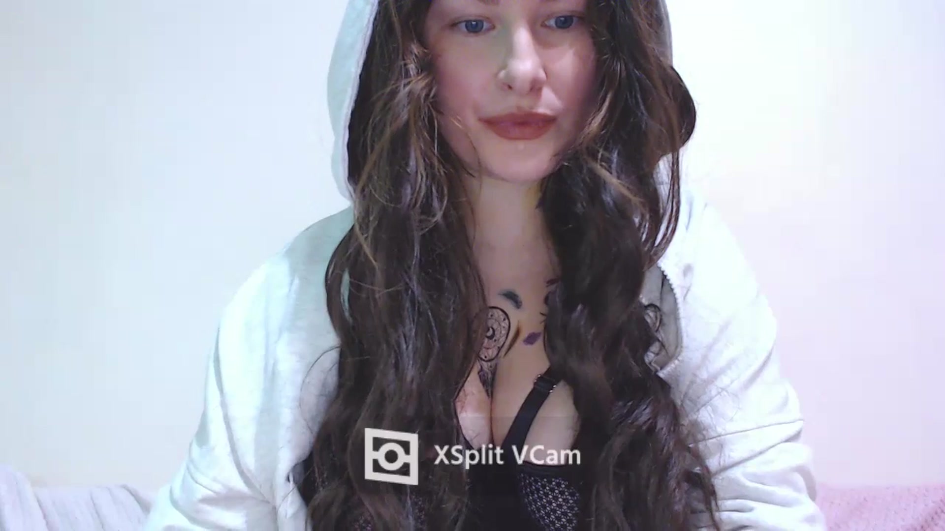 Gallery image thumbnail from Mis_Virginia_'s myfreecams stream on, 12/22/2024, 17:26 image 13 of 20