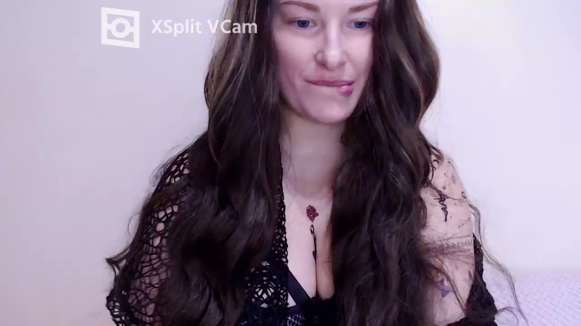 Gallery image thumbnail from Mis_Virginia_'s myfreecams stream on, 03/20/2025, 20:29 image 11 of 20