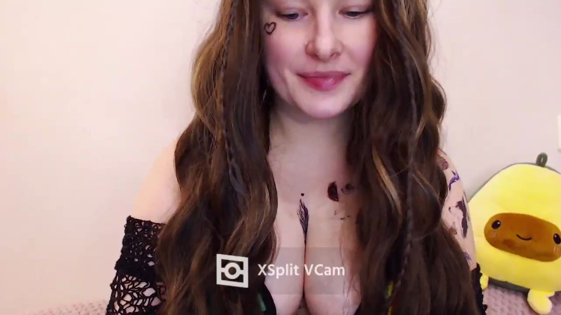 Gallery image thumbnail from Mis_Virginia_'s myfreecams stream on, 04/22/2025, 08:53 image 10 of 20