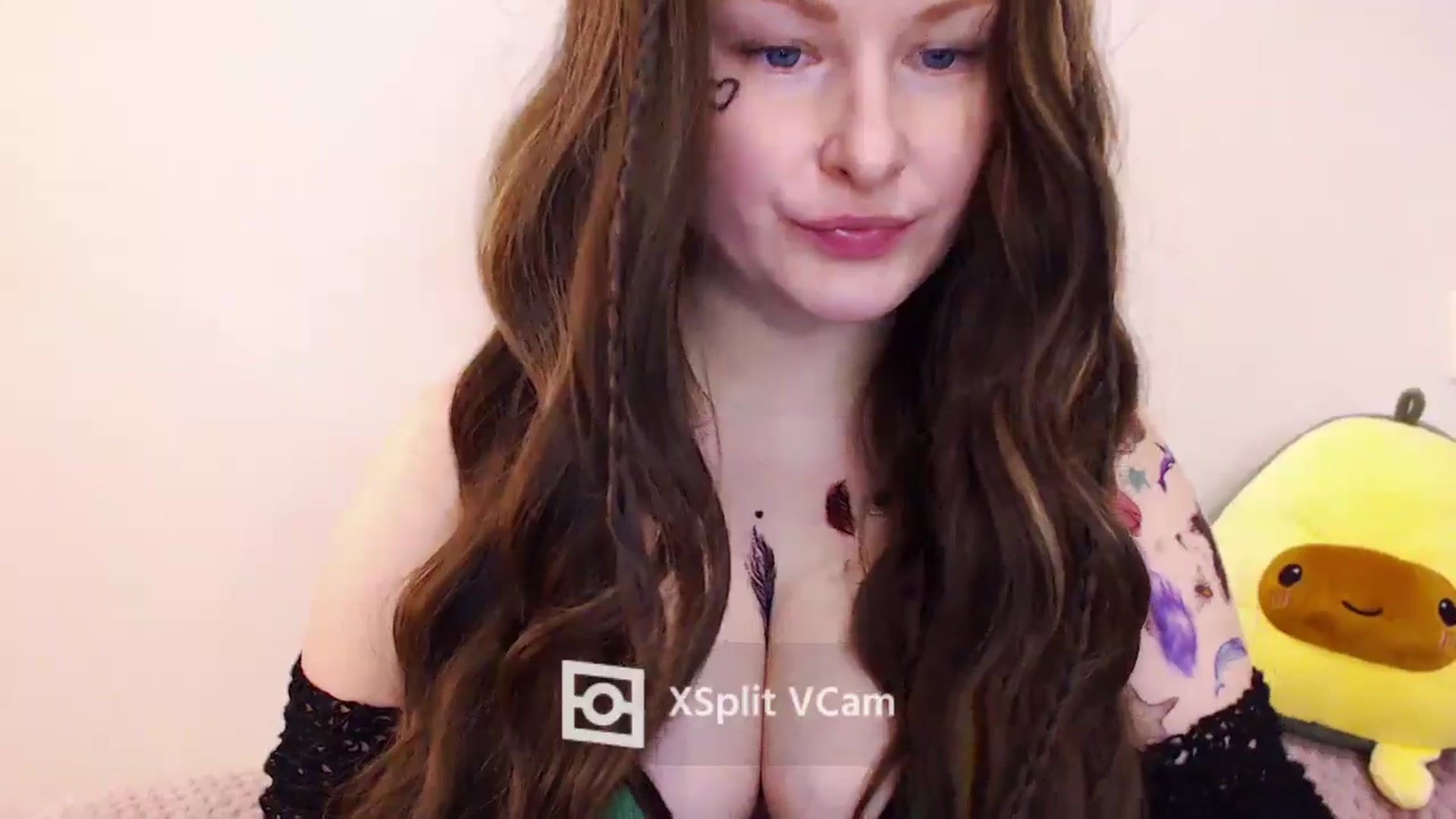 Gallery image thumbnail from Mis_Virginia_'s myfreecams stream on, 04/22/2025, 08:53 image 19 of 20