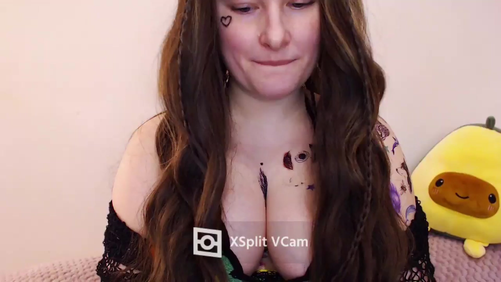 Gallery image thumbnail from Mis_Virginia_'s myfreecams stream on, 04/22/2025, 10:04 image 3 of 20