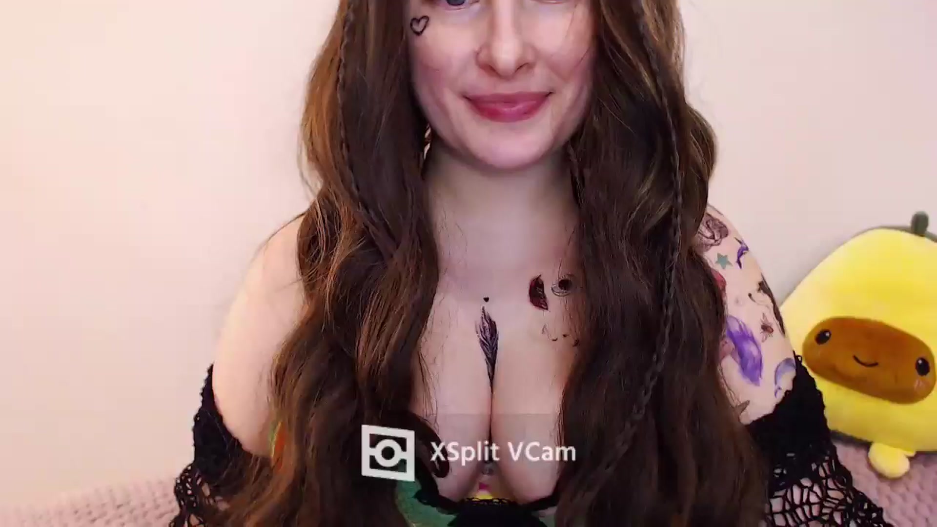 Gallery image thumbnail from Mis_Virginia_'s myfreecams stream on, 04/22/2025, 10:04 image 2 of 20
