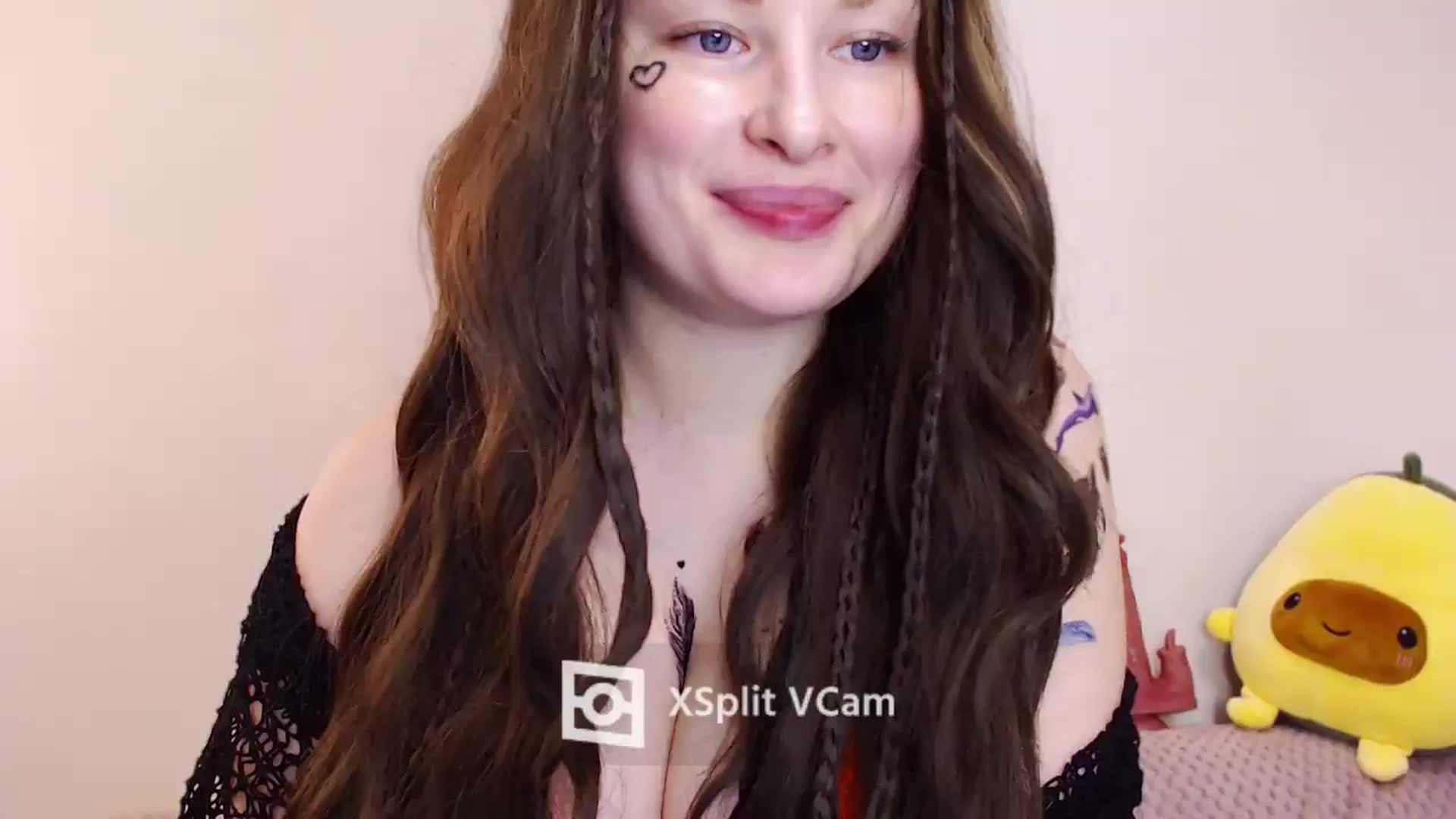 Gallery image thumbnail from Mis_Virginia_'s myfreecams stream on, 04/22/2025, 10:22 image 10 of 20
