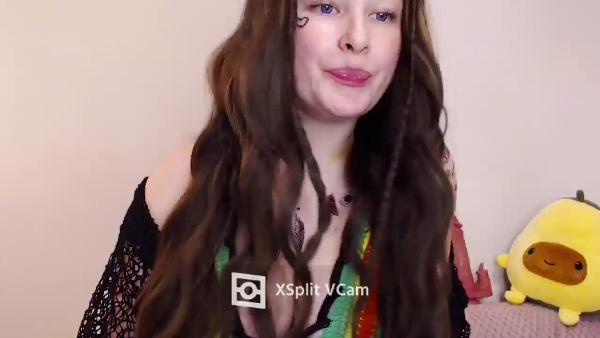 Gallery image thumbnail from Mis_Virginia_'s myfreecams stream on, 04/22/2025, 10:22 image 9 of 20