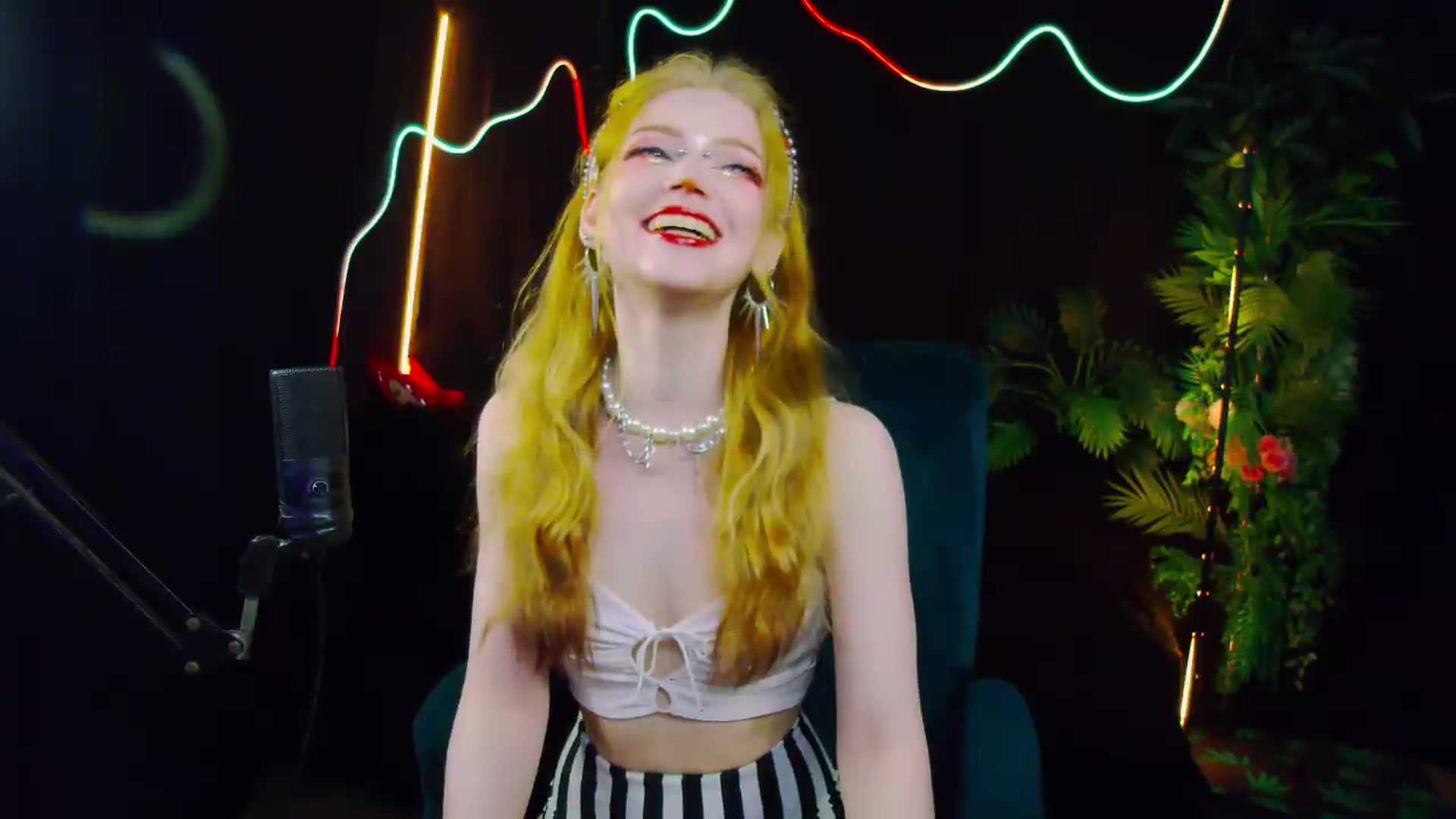 Gallery image thumbnail from MisaMisaAmane's myfreecams stream on, 06/24/2026, 19:38 image 13 of 20