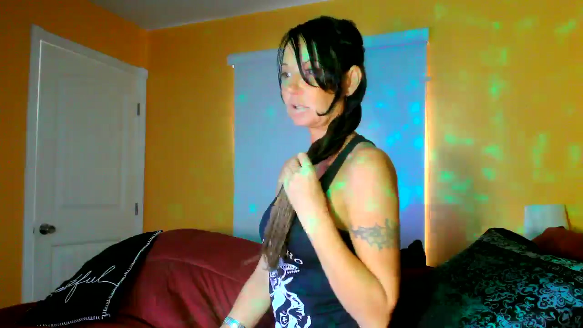 Gallery image thumbnail from MisfitToyClub's myfreecams stream on, 12/23/2024, 23:57 image 4 of 20