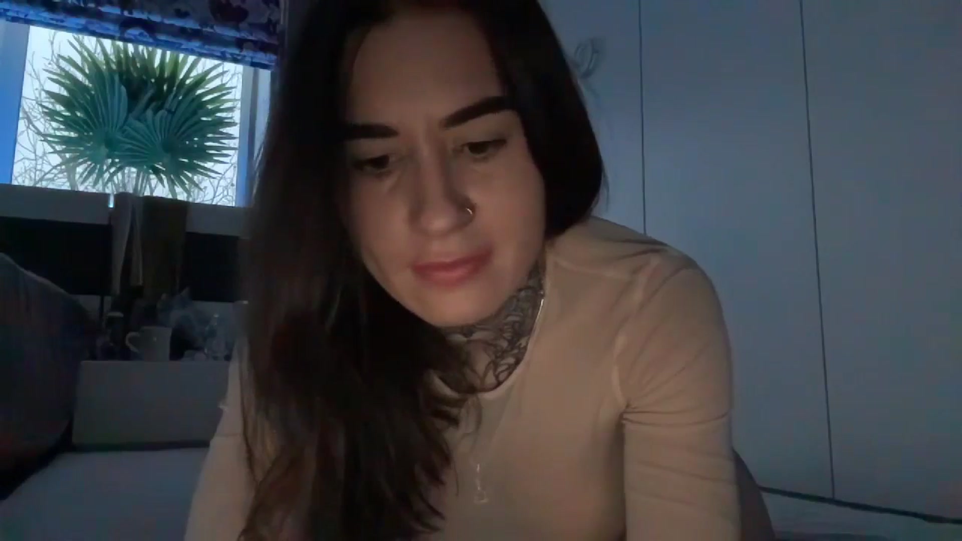 Gallery image thumbnail from MishaCheyenne's myfreecams stream on, 12/18/2024, 06:07 image 10 of 20