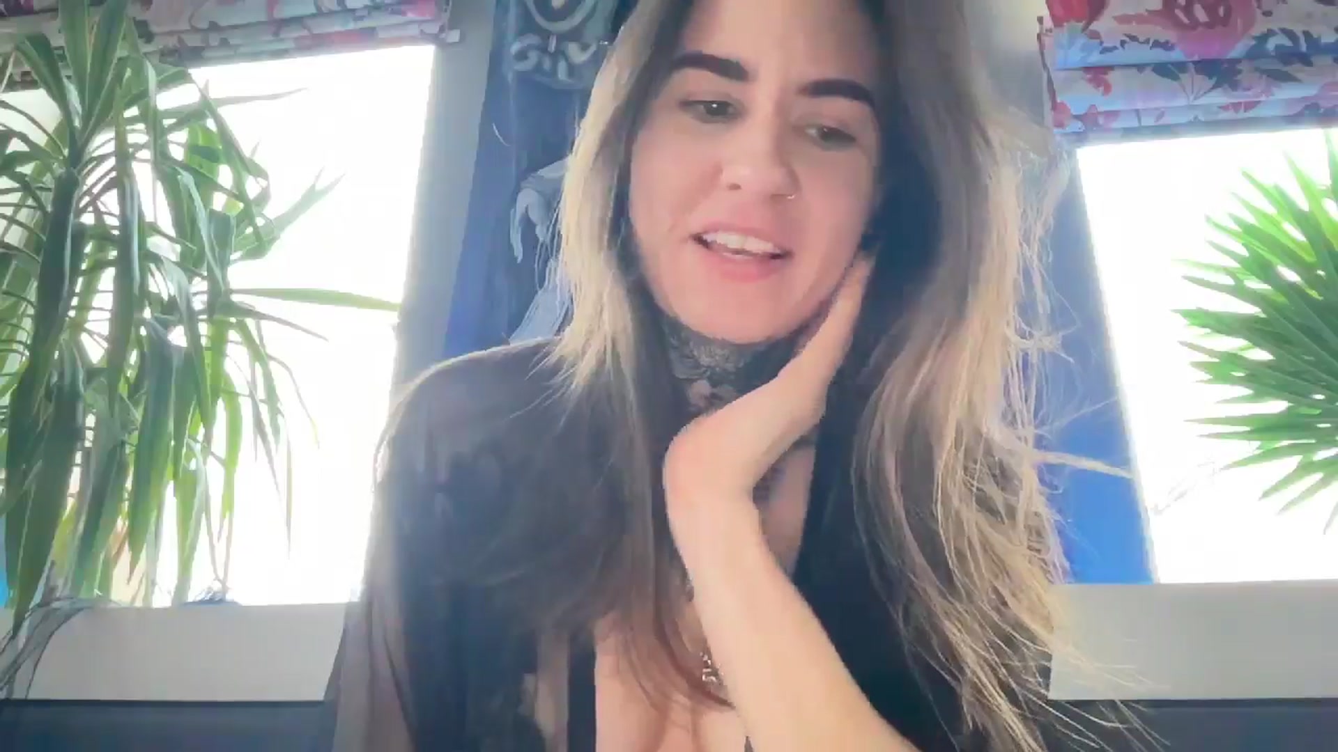Gallery image thumbnail from MishaCheyenne's myfreecams stream on, 12/18/2024, 06:38 image 20 of 20