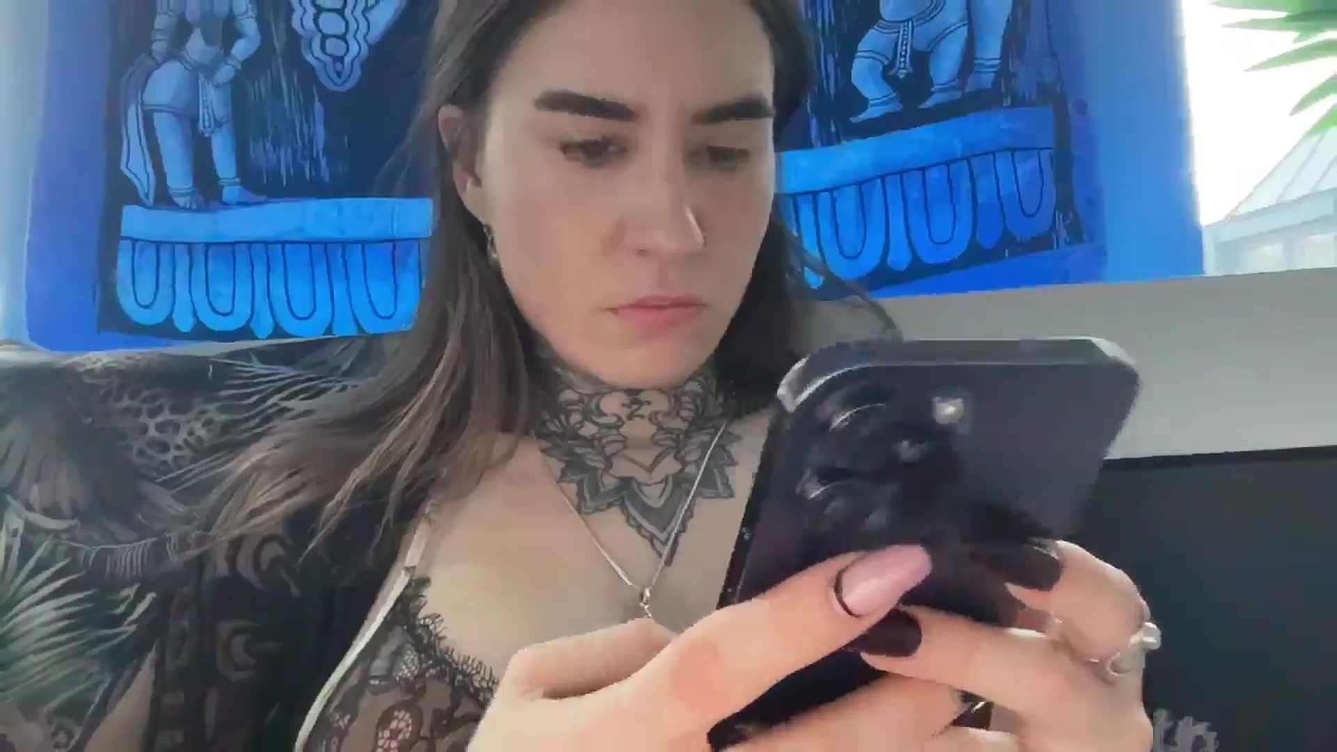 Gallery image thumbnail from MishaCheyenne's myfreecams stream on, 12/18/2024, 06:38 image 5 of 20