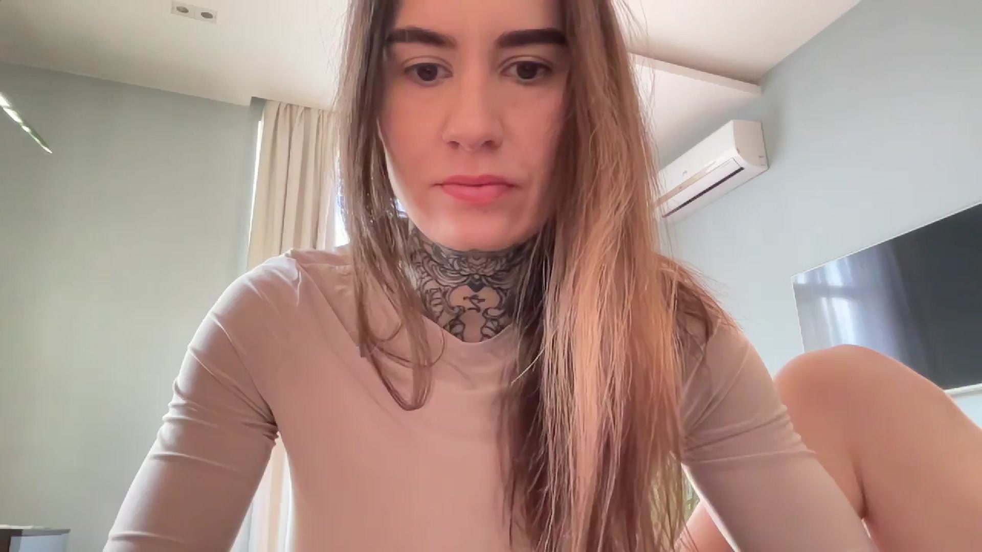 Gallery image thumbnail from MishaCheyenne's myfreecams stream on, 01/14/2025, 08:03 image 11 of 20