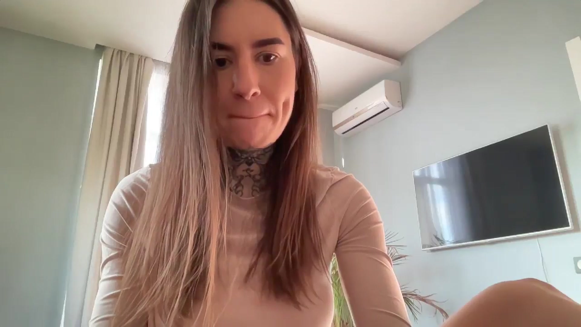 Gallery image thumbnail from MishaCheyenne's myfreecams stream on, 01/14/2025, 08:03 image 6 of 20