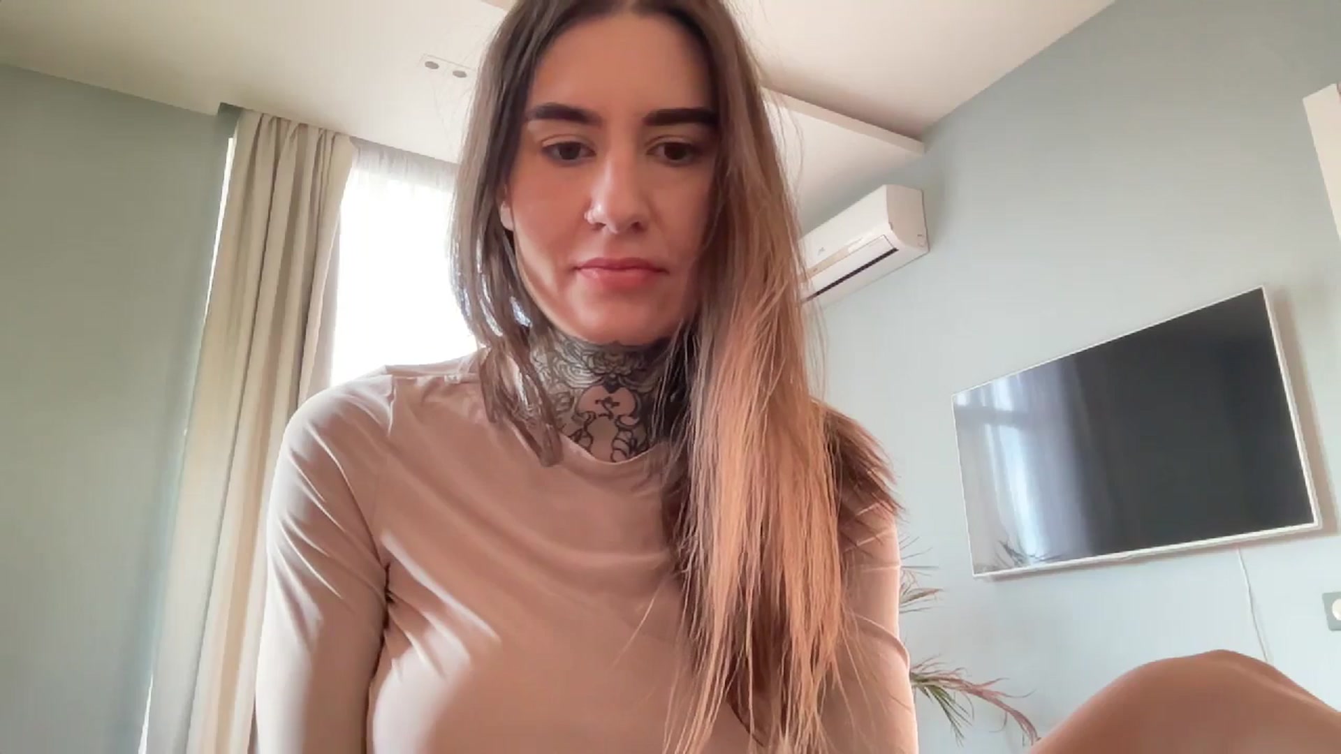 Gallery image thumbnail from MishaCheyenne's myfreecams stream on, 01/14/2025, 08:03 image 8 of 20