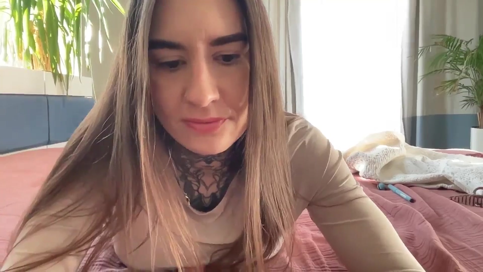 Gallery image thumbnail from MishaCheyenne's myfreecams stream on, 01/14/2025, 08:43 image 12 of 20