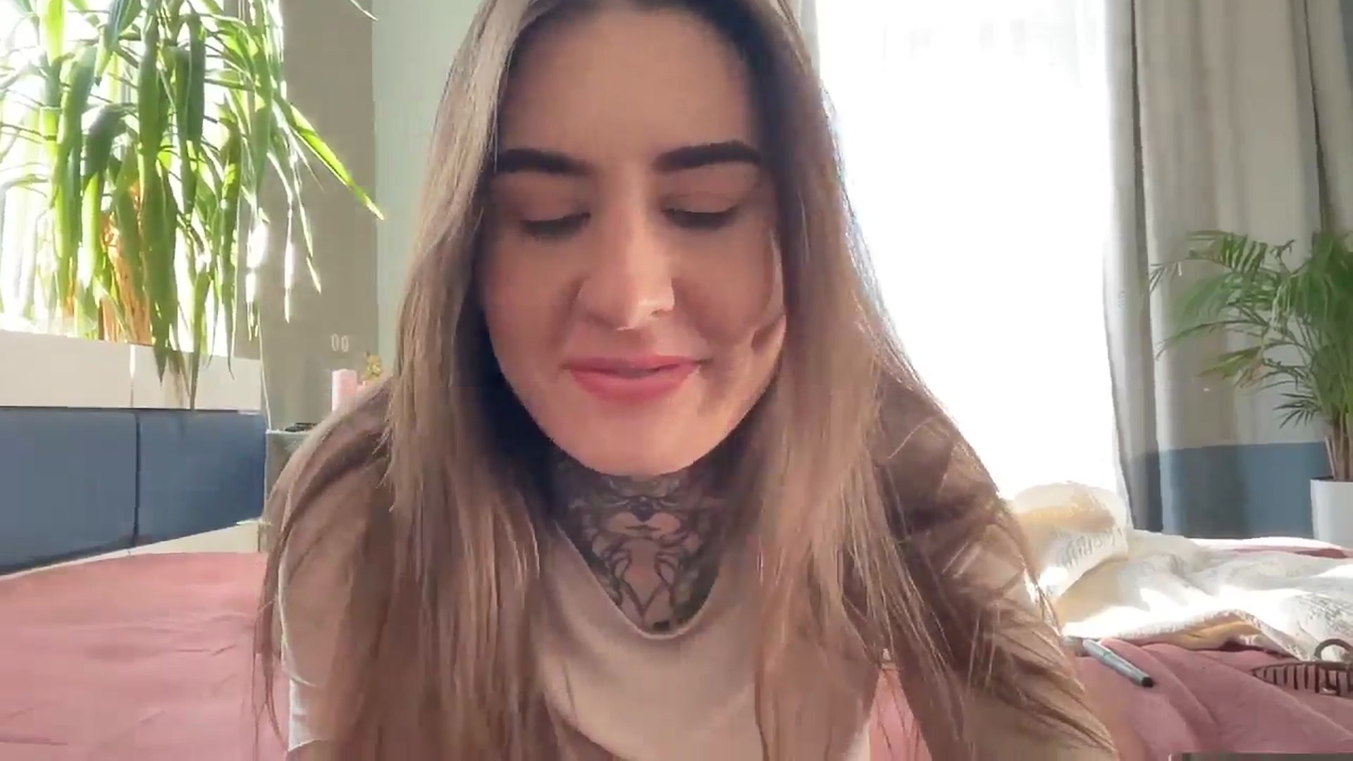 Gallery image thumbnail from MishaCheyenne's myfreecams stream on, 01/14/2025, 08:43 image 3 of 20