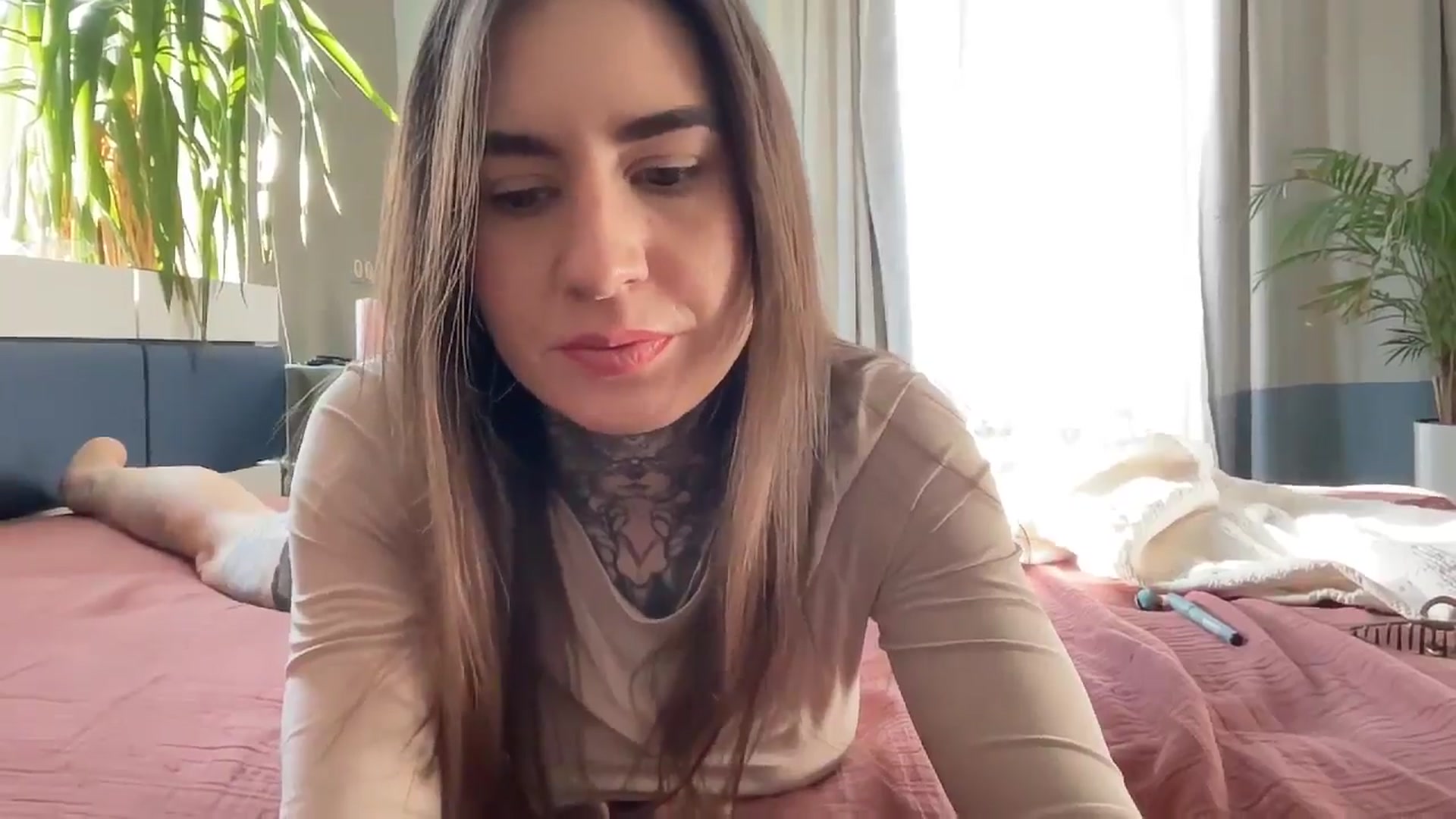 Gallery image thumbnail from MishaCheyenne's myfreecams stream on, 01/14/2025, 08:43 image 6 of 20