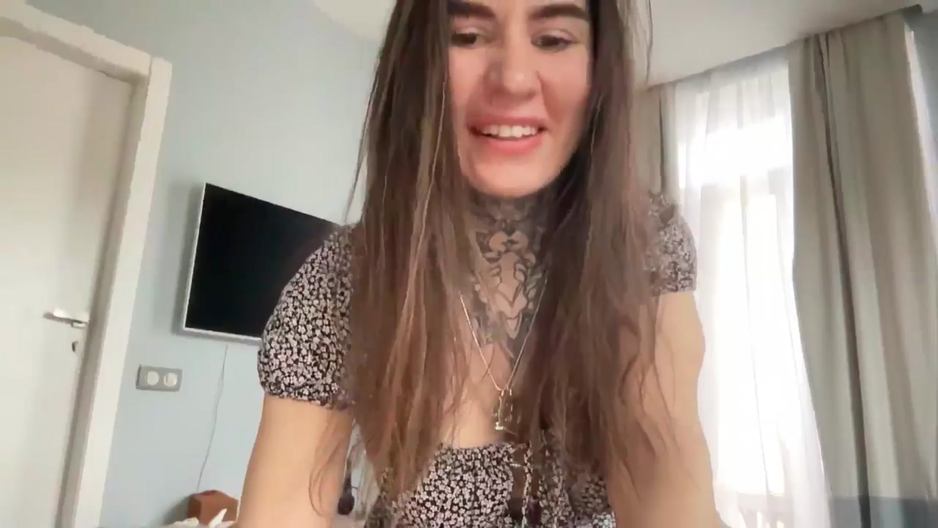 Gallery image thumbnail from MishaCheyenne's myfreecams stream on, 01/23/2025, 08:44 image 11 of 20