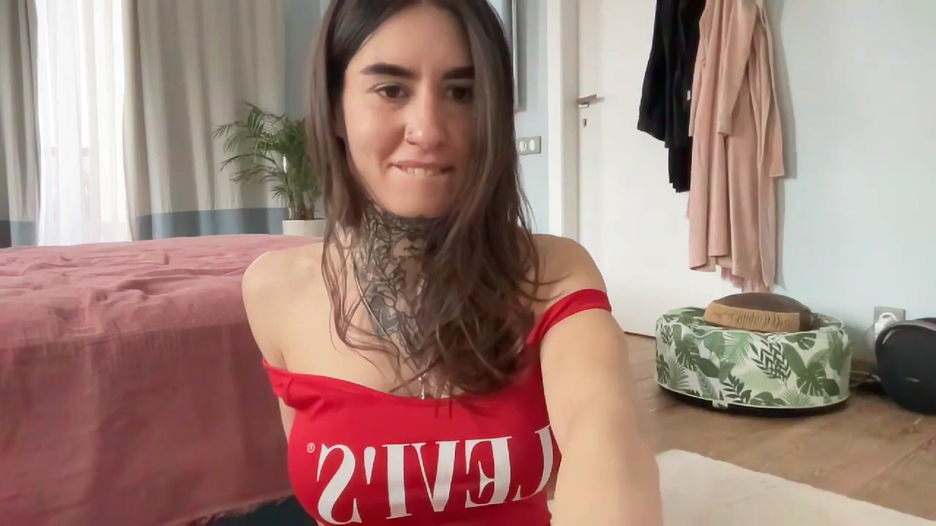Gallery image thumbnail from MishaCheyenne's myfreecams stream on, 02/04/2025, 07:54 image 7 of 20
