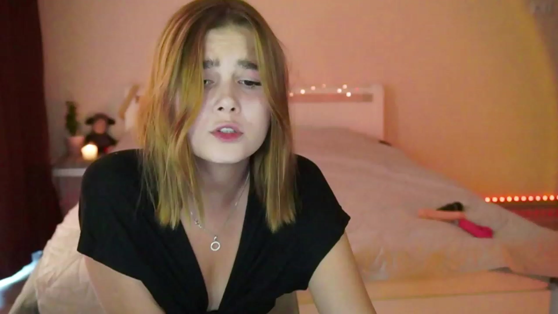Gallery image thumbnail from MishkaSmile's myfreecams stream on, 07/25/2023, 12:18 image 2 of 20