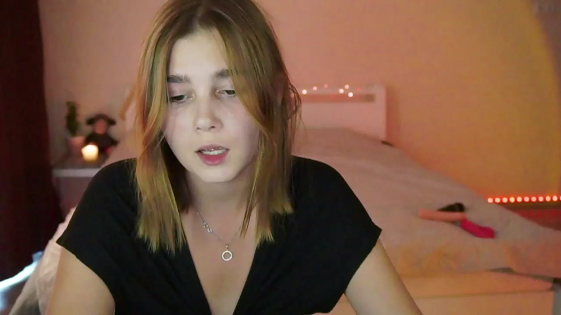 Gallery image thumbnail from MishkaSmile's myfreecams stream on, 07/25/2023, 12:18 image 12 of 20