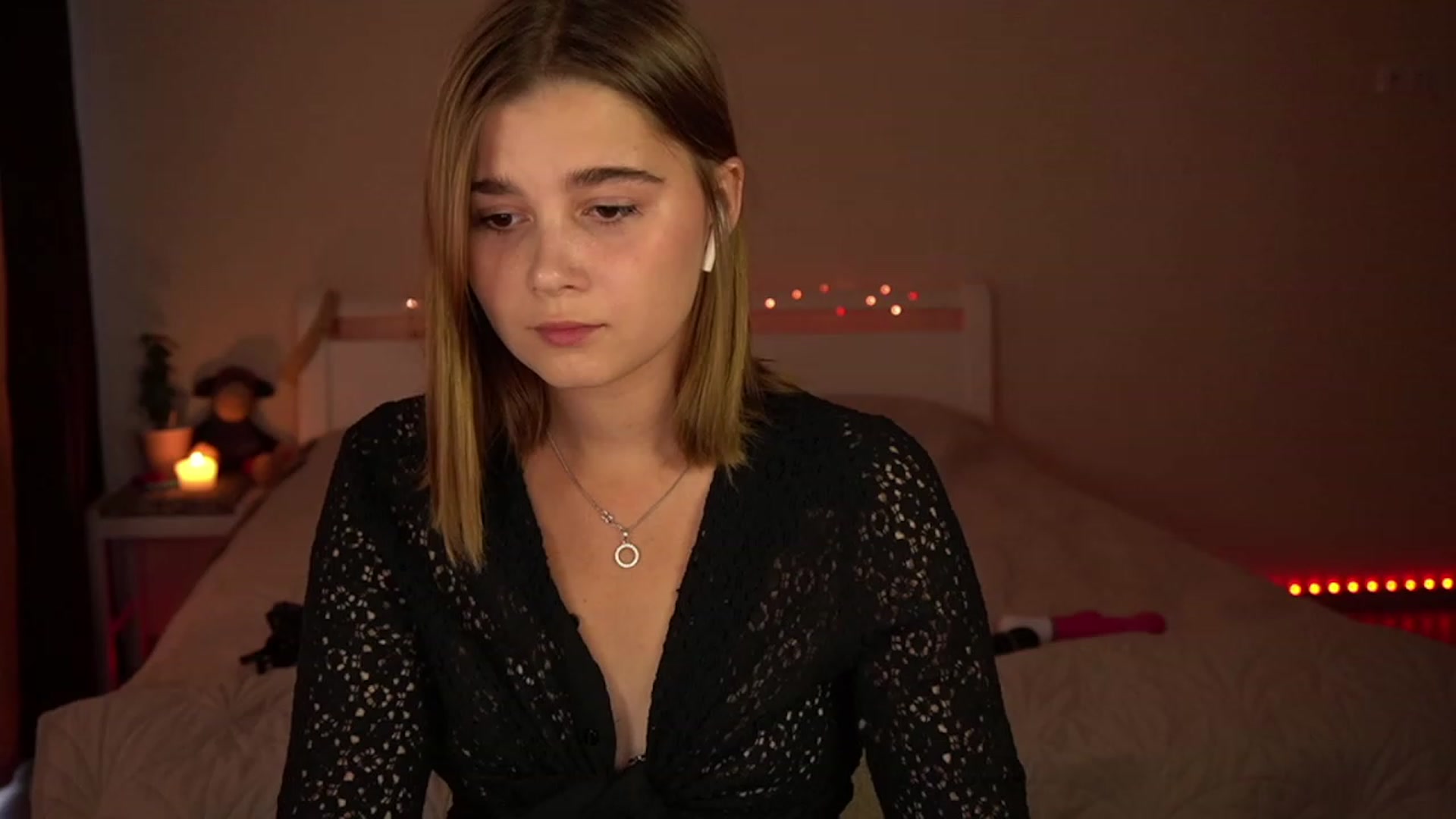Gallery image thumbnail from MishkaSmile's myfreecams stream on, 07/28/2023, 11:51 image 20 of 20