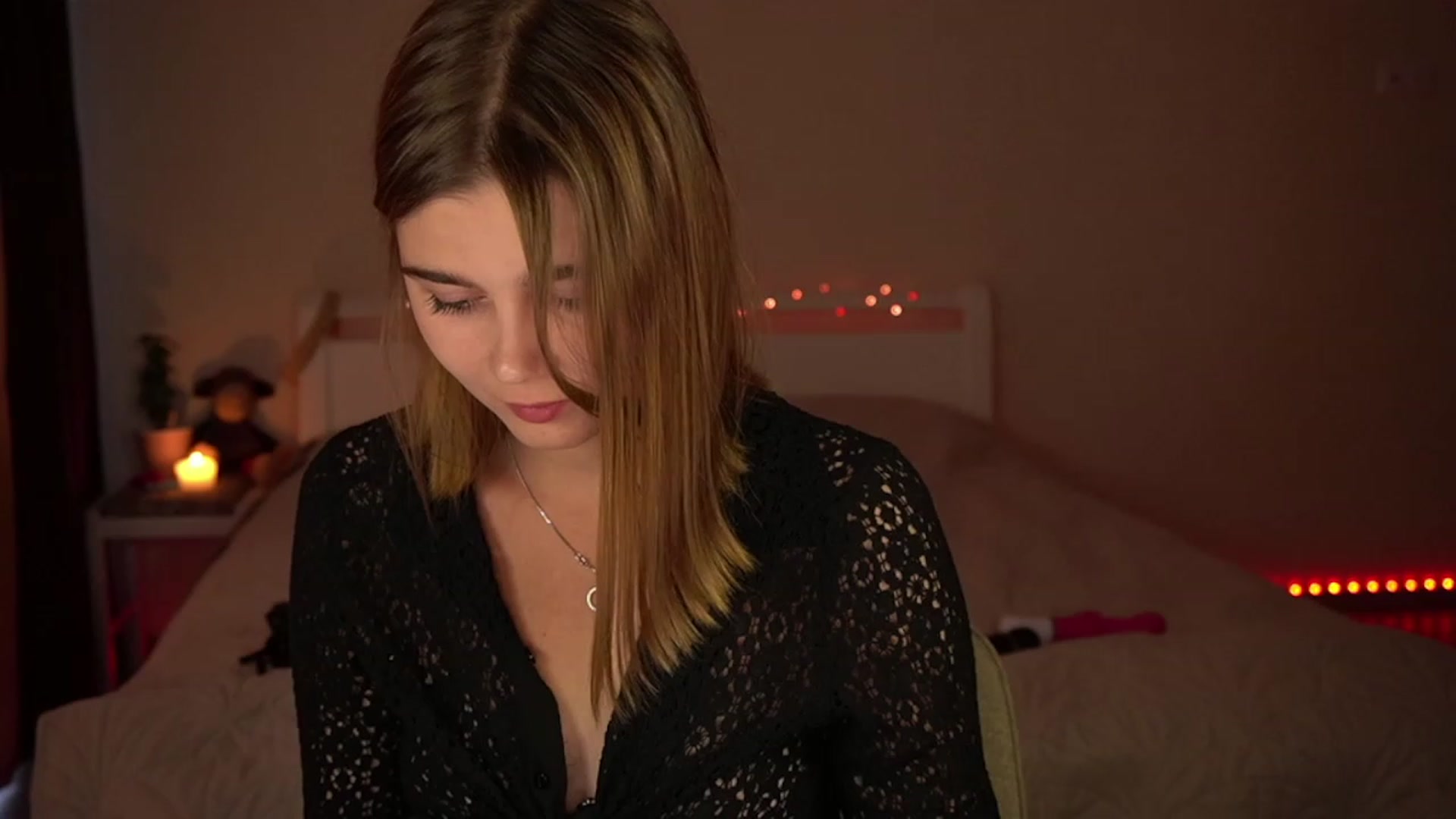 Gallery image thumbnail from MishkaSmile's myfreecams stream on, 07/28/2023, 11:51 image 17 of 20