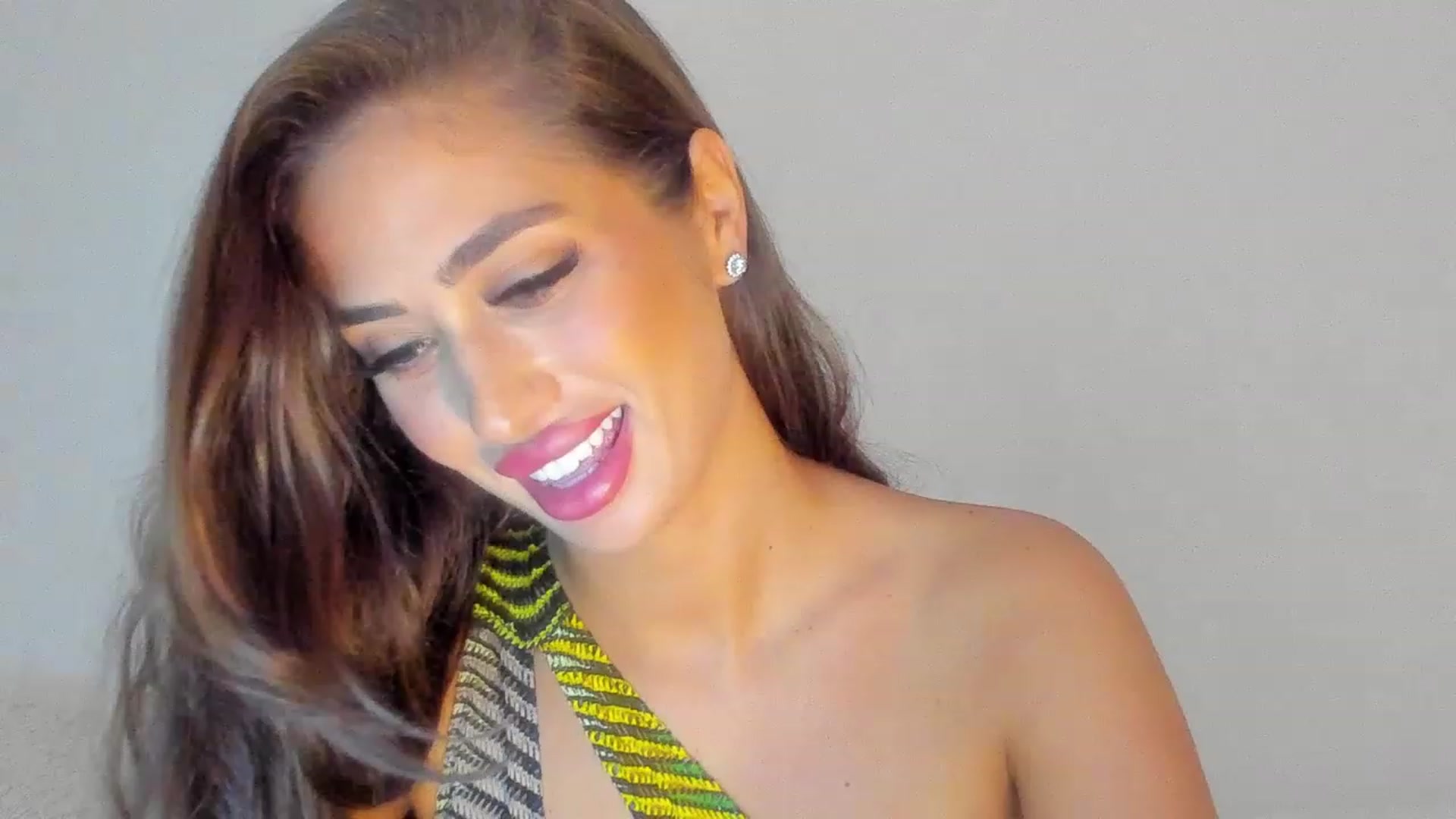 Gallery image thumbnail from MissAisha_'s myfreecams stream on, 02/02/2023, 13:46 image 13 of 20