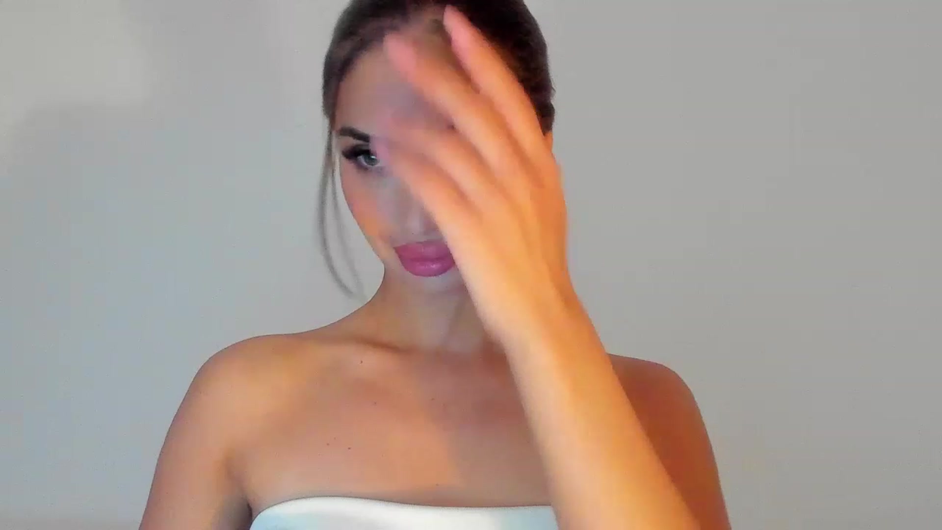 Gallery image thumbnail from MissAisha_'s myfreecams stream on, 02/06/2023, 10:16 image 10 of 20