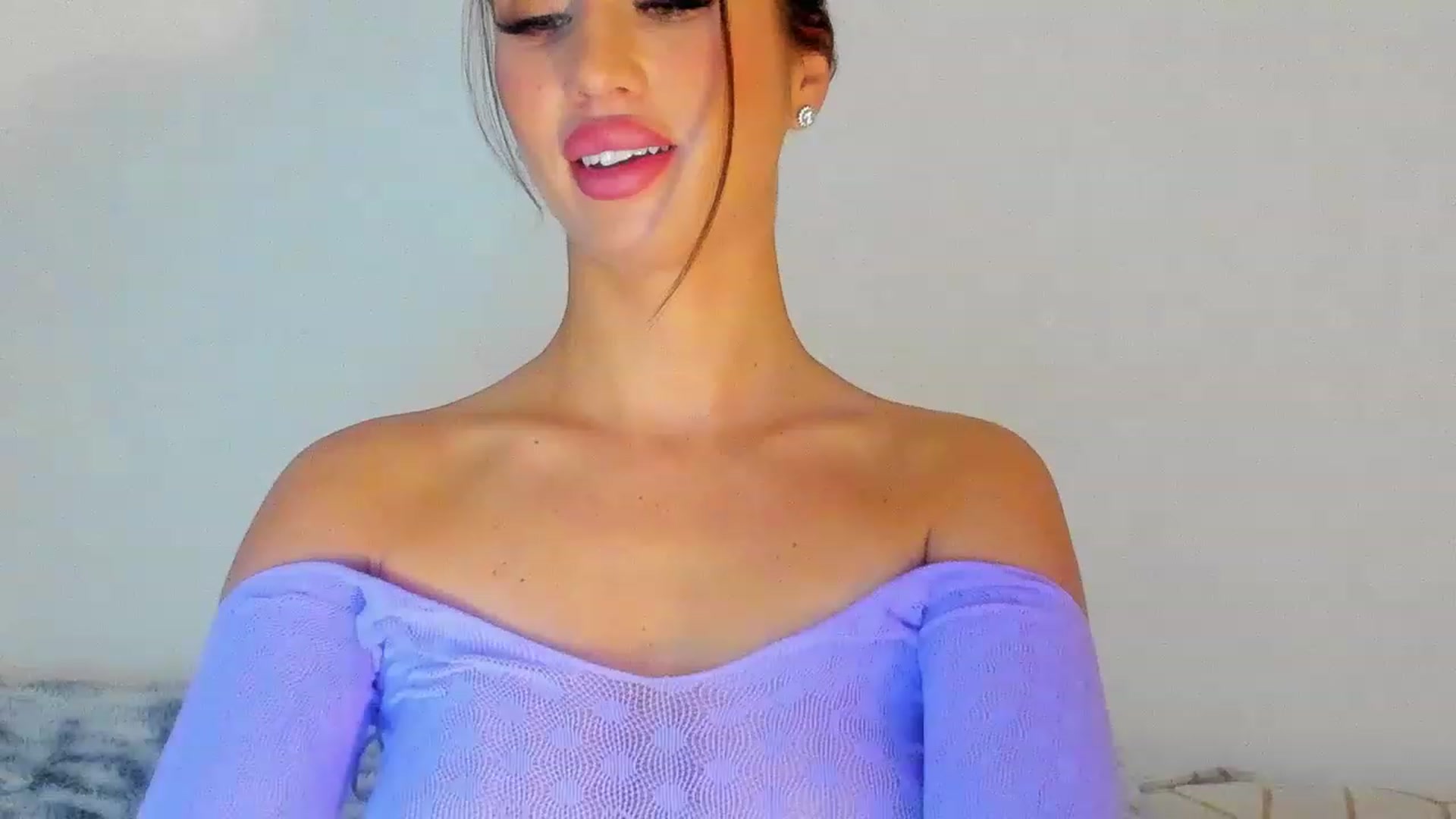 Gallery image thumbnail from MissAisha_'s myfreecams stream on, 02/10/2023, 13:15 image 3 of 20