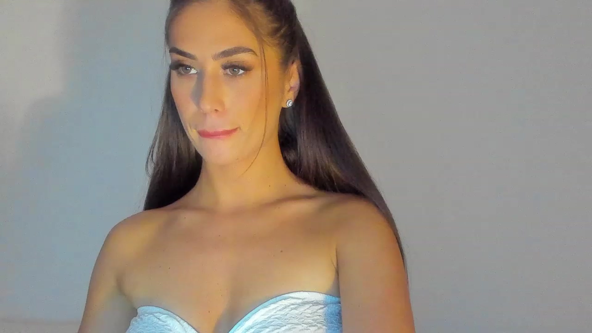 Gallery image thumbnail from MissAisha_'s myfreecams stream on, 02/10/2023, 15:41 image 1 of 20