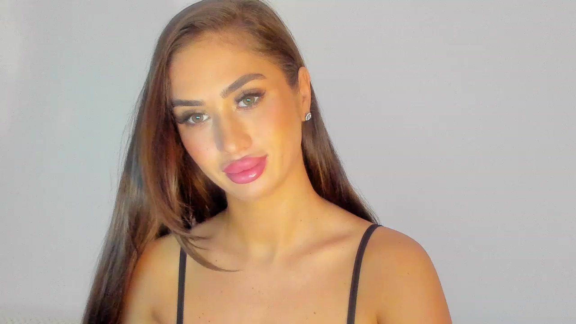 Gallery image thumbnail from MissAisha_'s myfreecams stream on, 02/11/2023, 15:01 image 11 of 20