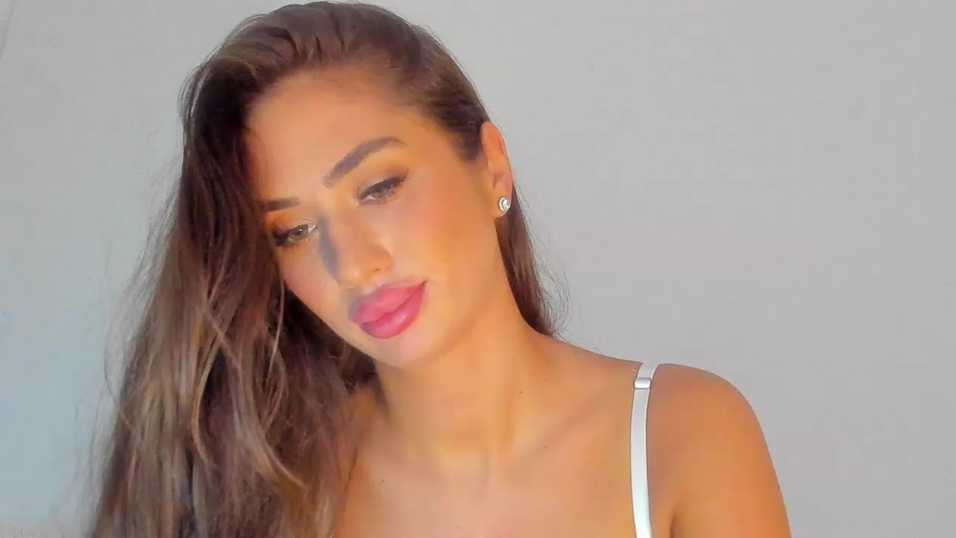 Gallery image thumbnail from MissAisha_'s myfreecams stream on, 02/13/2023, 13:49 image 19 of 20