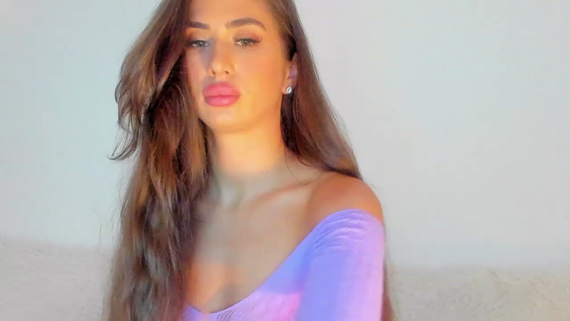 Gallery image thumbnail from MissAisha_'s myfreecams stream on, 02/17/2023, 16:31 image 3 of 20