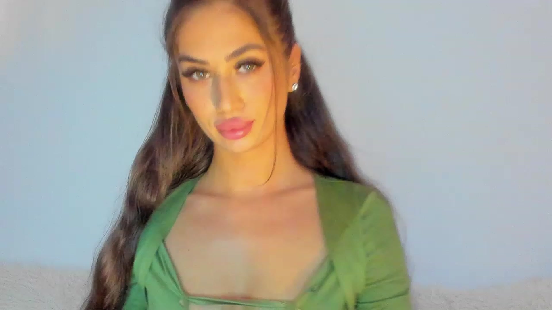 Gallery image thumbnail from MissAisha_'s myfreecams stream on, 02/19/2023, 14:12 image 15 of 20