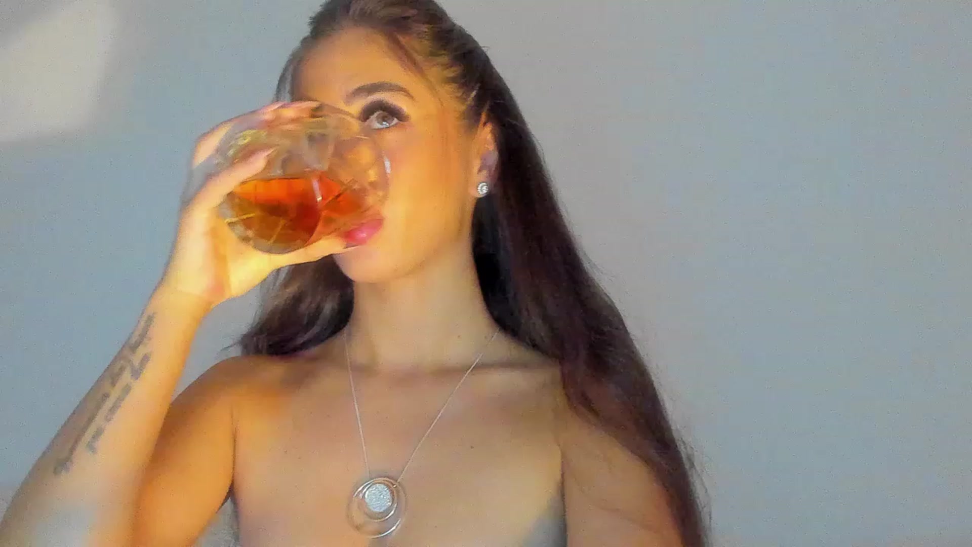 Gallery image thumbnail from MissAisha_'s myfreecams stream on, 02/20/2023, 10:46 image 12 of 20