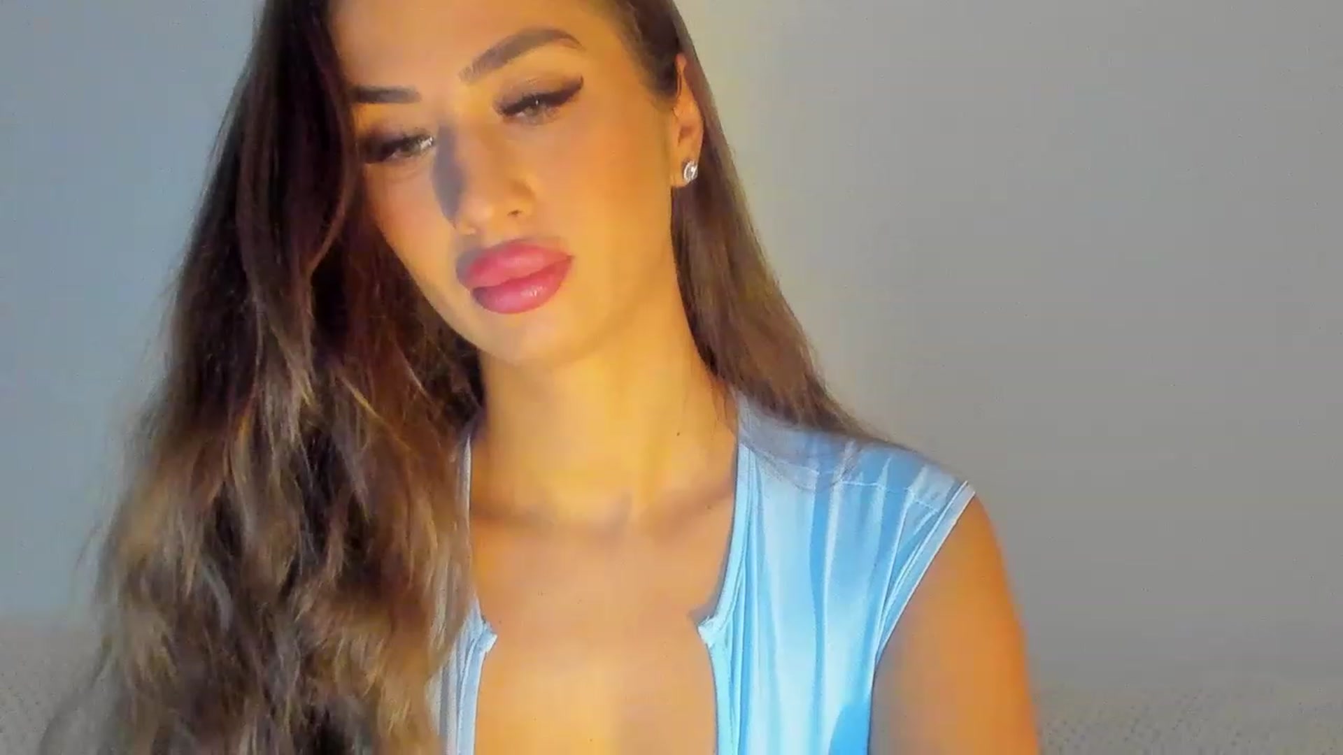 Gallery image thumbnail from MissAisha_'s myfreecams stream on, 02/23/2023, 14:47 image 3 of 20