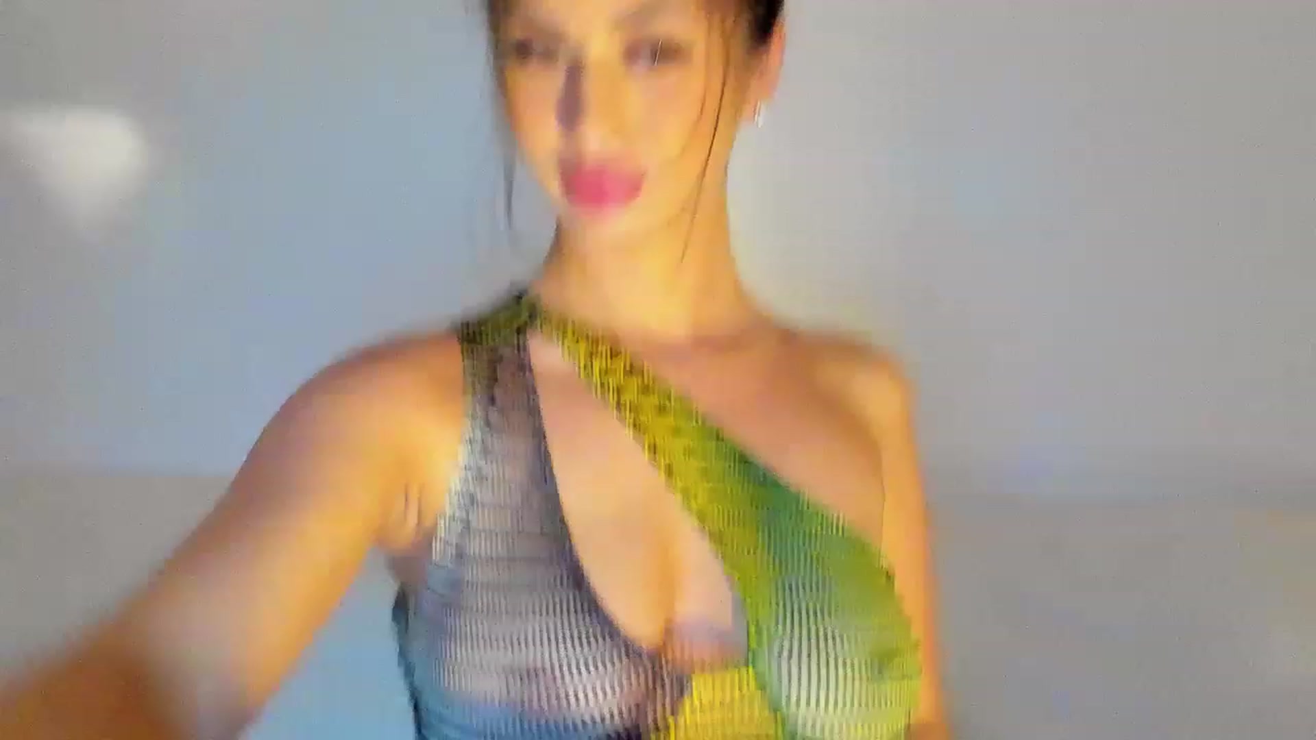 Gallery image thumbnail from MissAisha_'s myfreecams stream on, 02/23/2023, 16:06 image 9 of 20