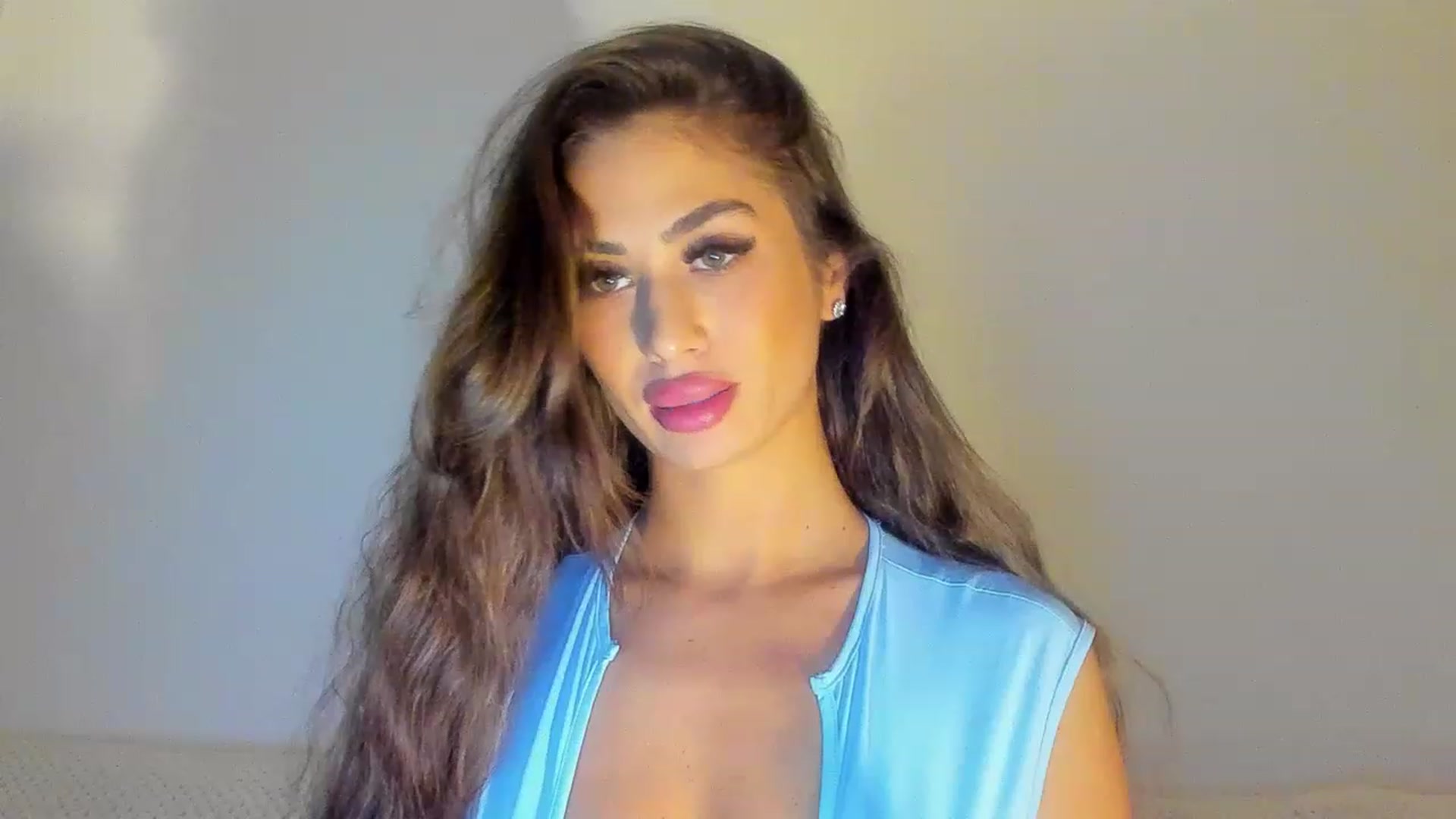 Gallery image thumbnail from MissAisha_'s myfreecams stream on, 02/23/2023, 19:51 image 5 of 20