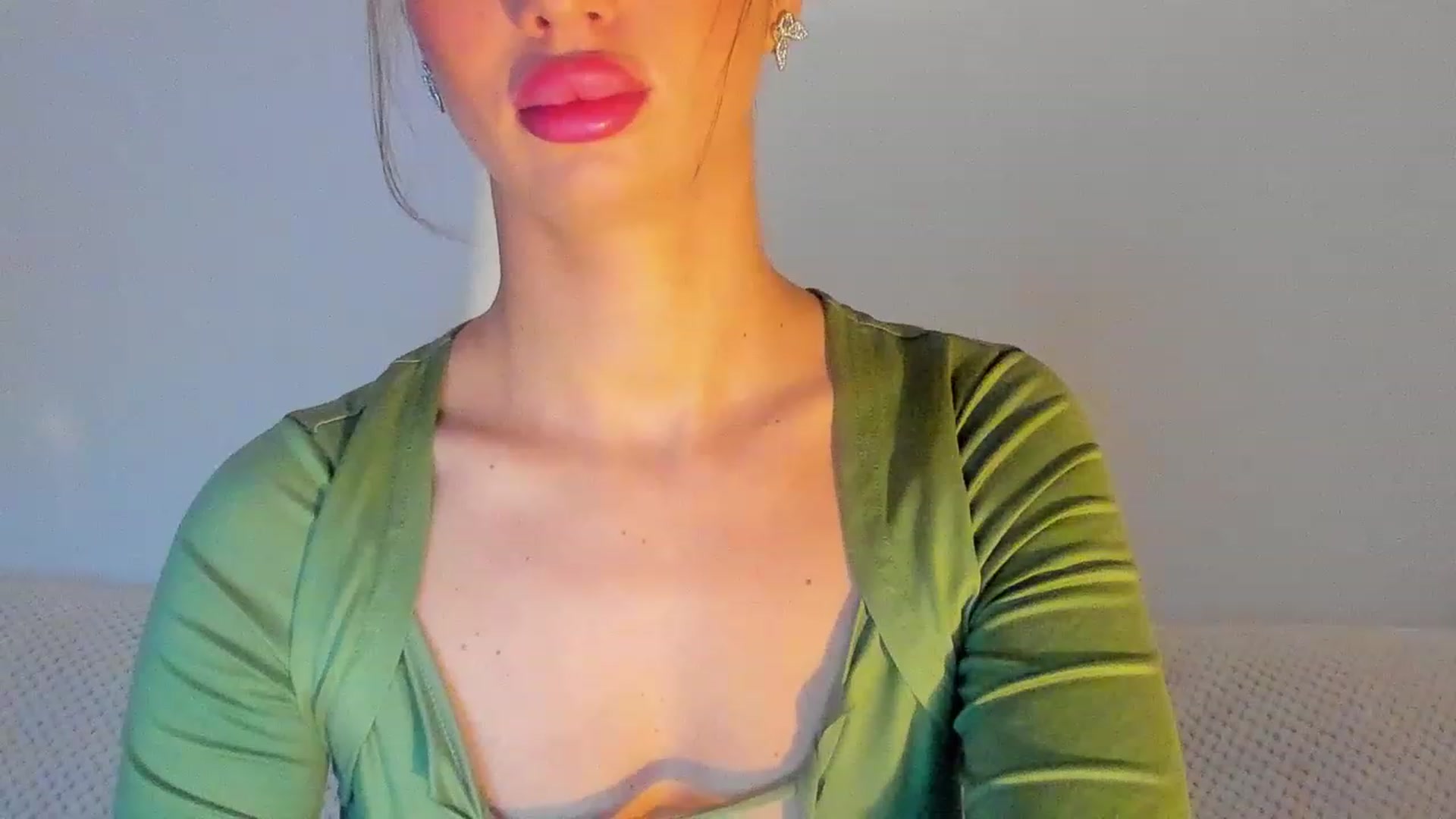 Gallery image thumbnail from MissAisha_'s myfreecams stream on, 02/24/2023, 11:36 image 13 of 20