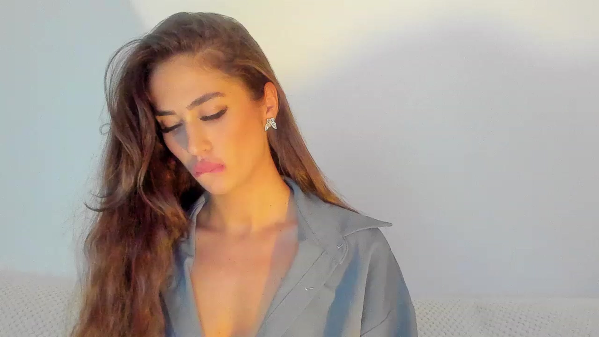 Gallery image thumbnail from MissAisha_'s myfreecams stream on, 02/24/2023, 12:54 image 18 of 20