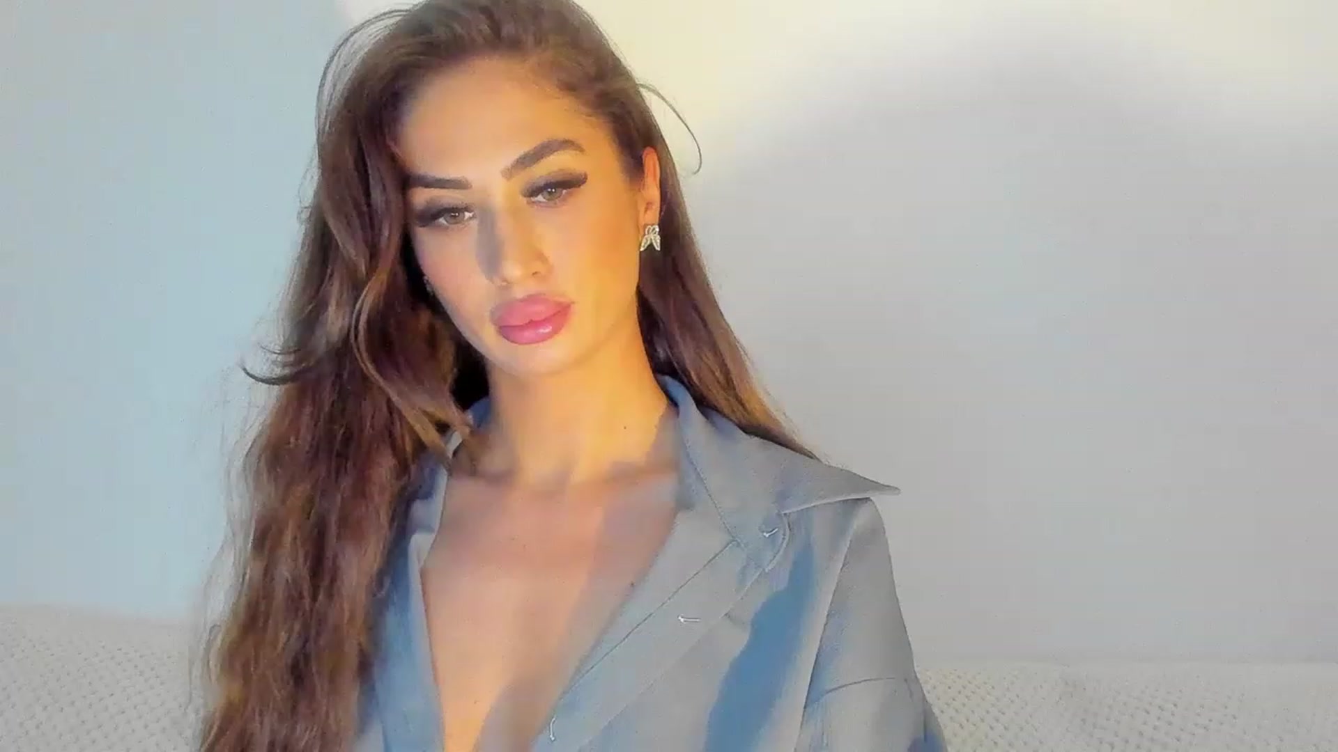 Gallery image thumbnail from MissAisha_'s myfreecams stream on, 02/24/2023, 12:54 image 16 of 20