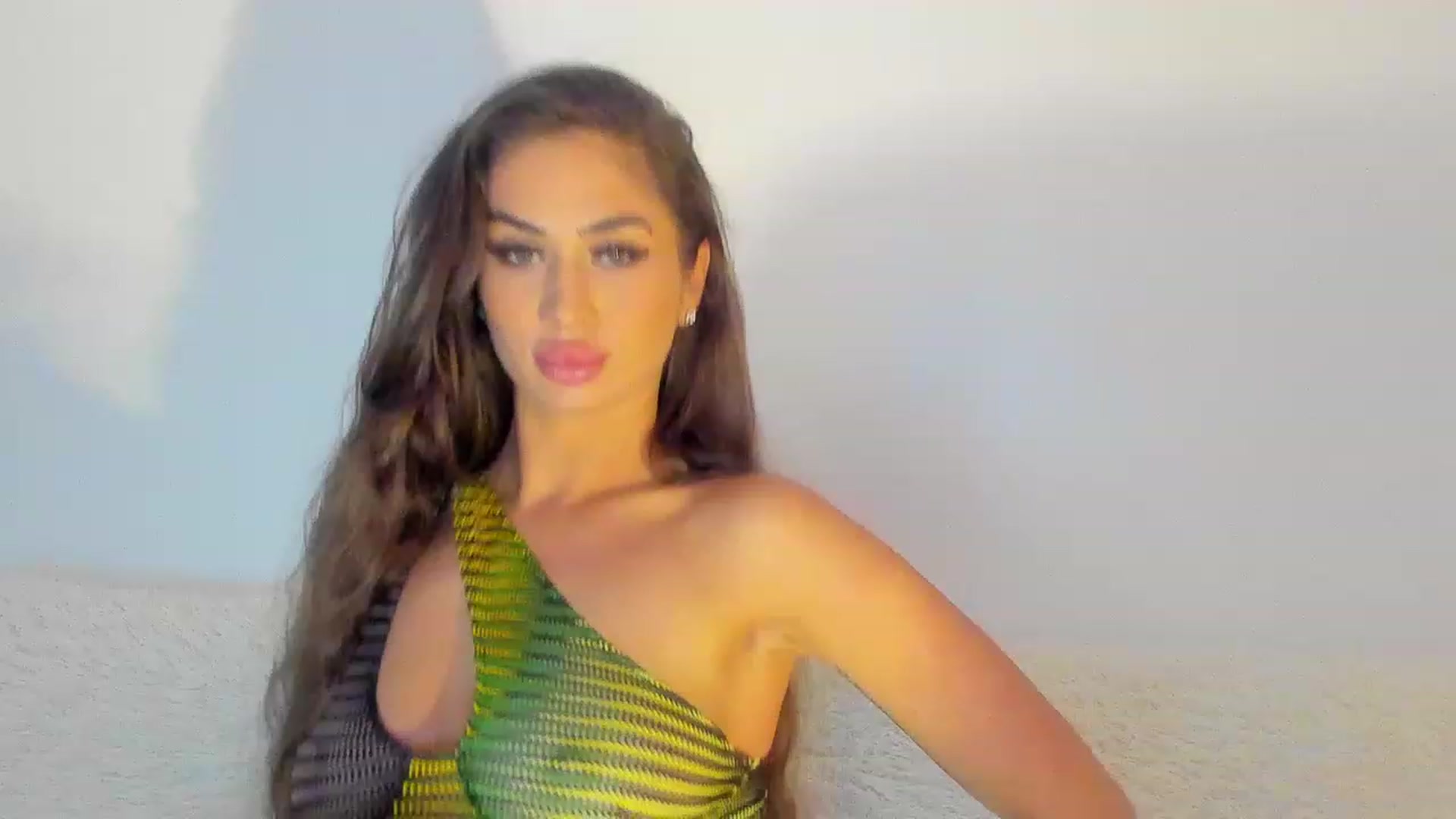 Gallery image thumbnail from MissAisha_'s myfreecams stream on, 02/25/2023, 14:44 image 4 of 20
