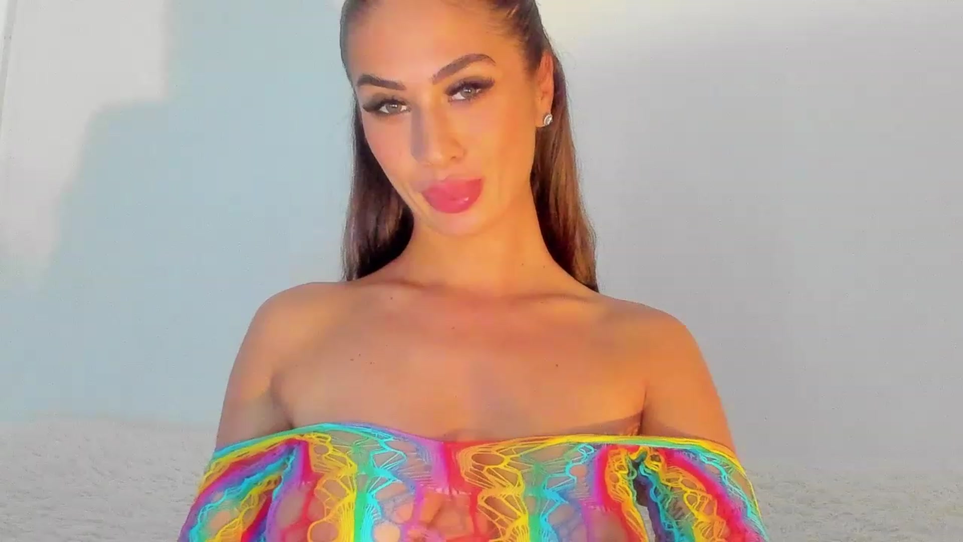 Gallery image thumbnail from MissAisha_'s myfreecams stream on, 02/26/2023, 11:14 image 16 of 20