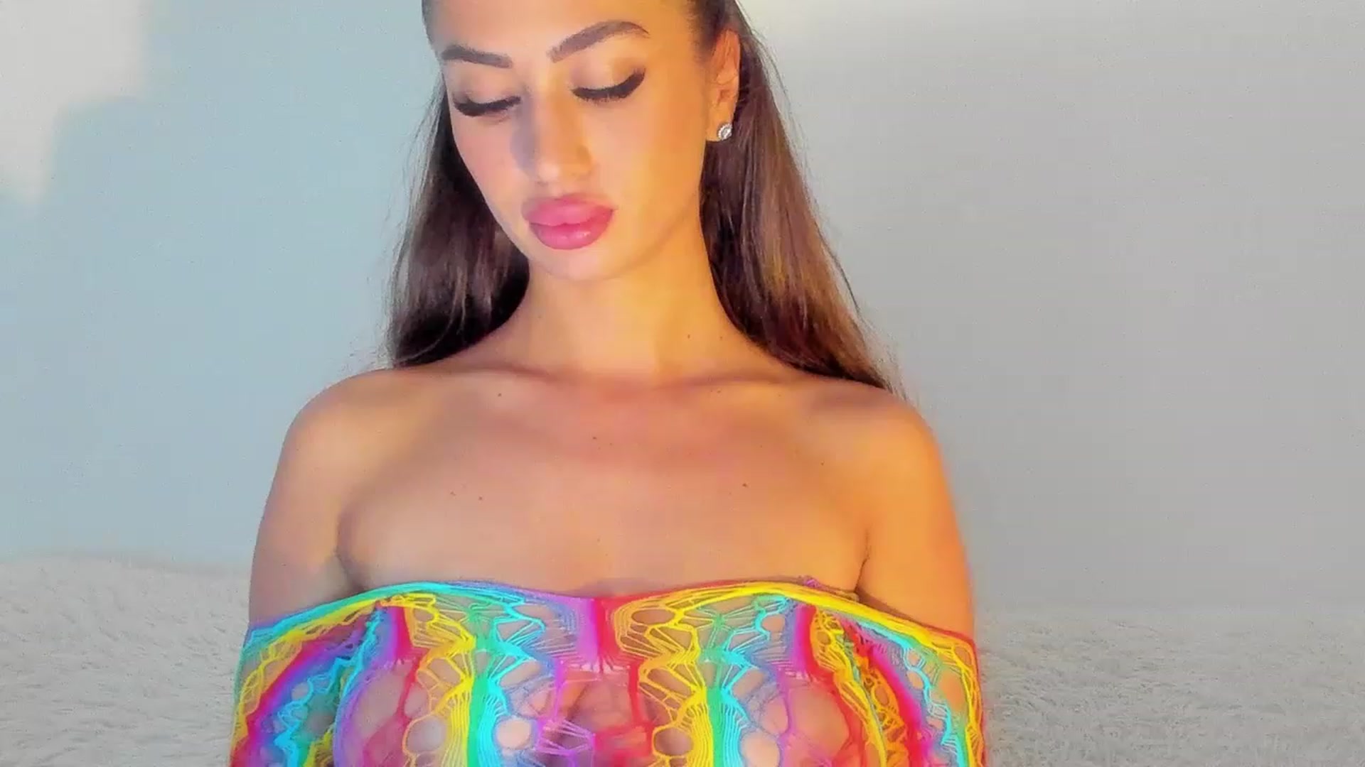 Gallery image thumbnail from MissAisha_'s myfreecams stream on, 02/26/2023, 11:14 image 7 of 20
