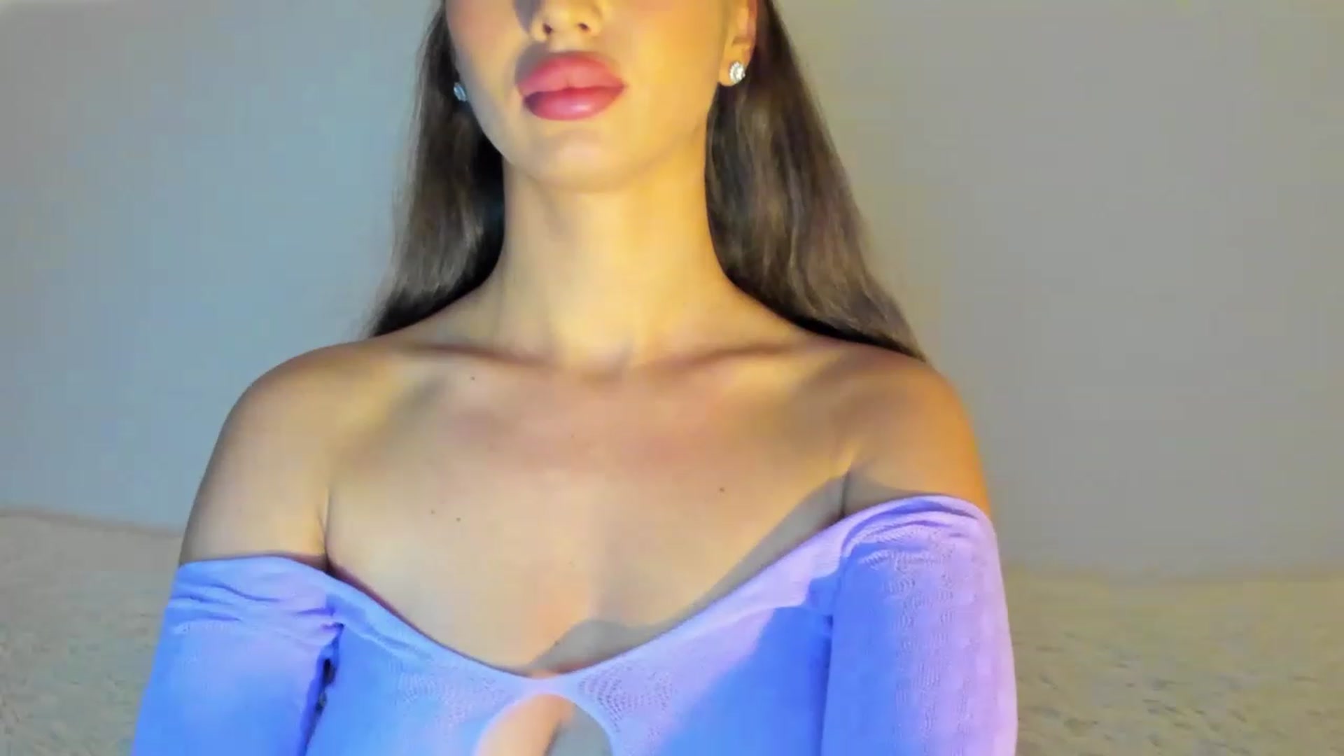 Gallery image thumbnail from MissAisha_'s myfreecams stream on, 03/02/2023, 17:25 image 5 of 20