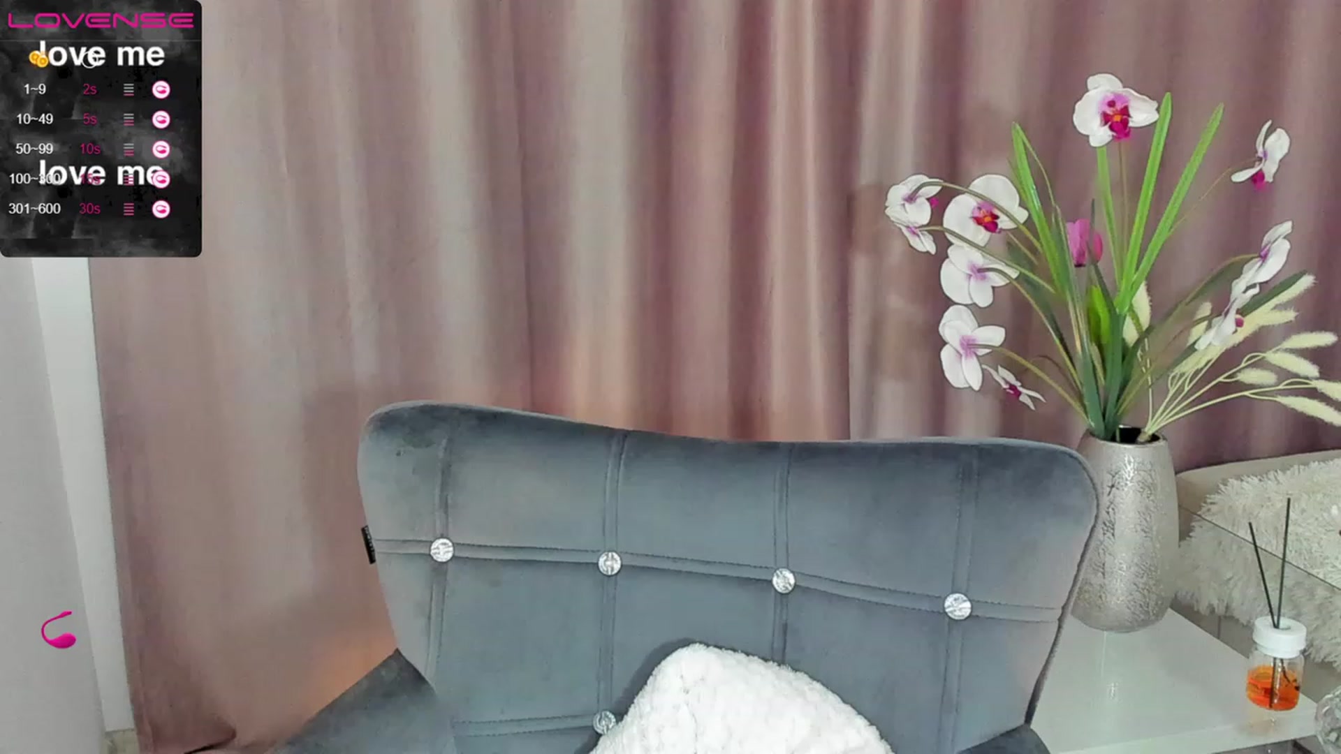 Gallery image thumbnail from MissAisha_'s myfreecams stream on, 03/04/2023, 18:28 image 9 of 20