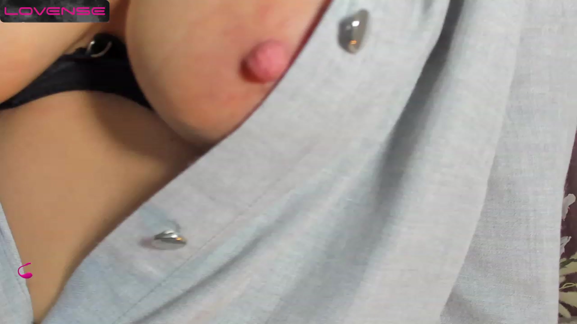 Gallery image thumbnail from MissAisha_'s myfreecams stream on, 03/12/2023, 18:03 image 3 of 20
