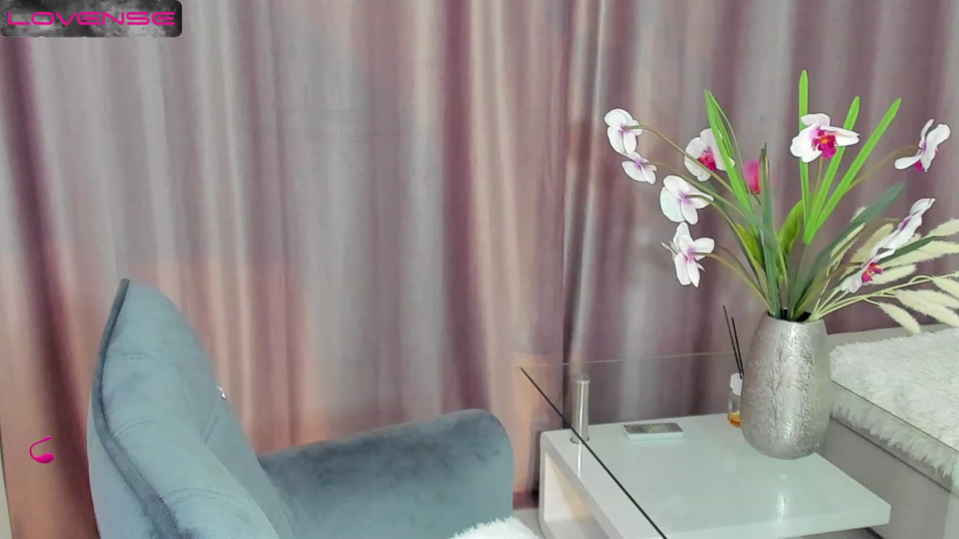 Gallery image thumbnail from MissAisha_'s myfreecams stream on, 03/12/2023, 19:30 image 6 of 20