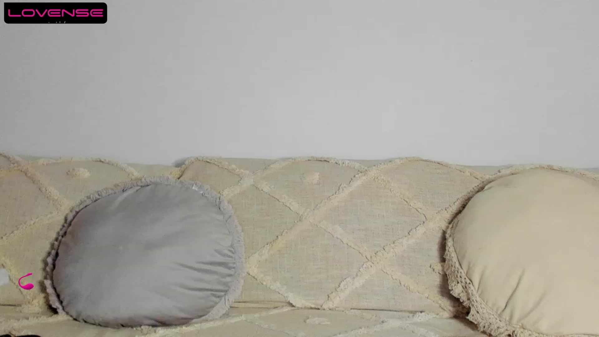 Gallery image thumbnail from MissAisha_'s myfreecams stream on, 04/02/2023, 16:16 image 12 of 20